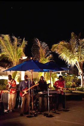 Gallery - Sky Beach Club