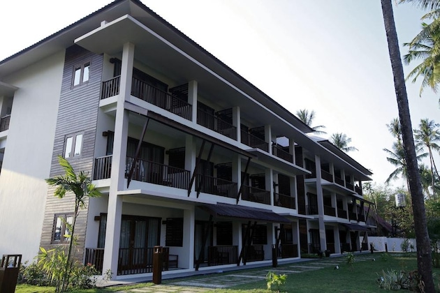 Gallery - Eskala Hotels & Resorts Ngwe Saung