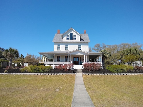 Gallery - Surf Song Bed & Breakfast