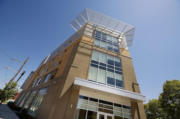Gallery - Hyatt House Pittsburgh Bloomfield Shadyside
