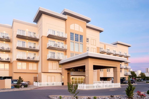 Gallery - La Quinta Inn & Suites By Wyndham Ocean City
