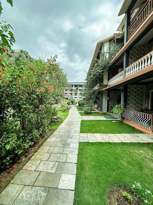 Gallery - Lake View Resort
