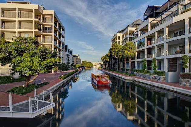 Gallery - Waterfront Marina Residential