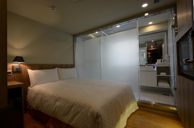 Gallery - Smile Inn - Taipei Main Station