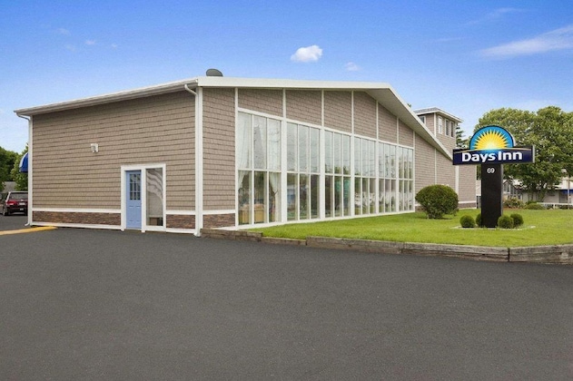 Gallery - Days Inn By Wyndham West Yarmouth Hyannis Cape Cod Area