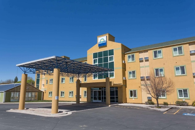 Gallery - Days Inn By Wyndham Vernal