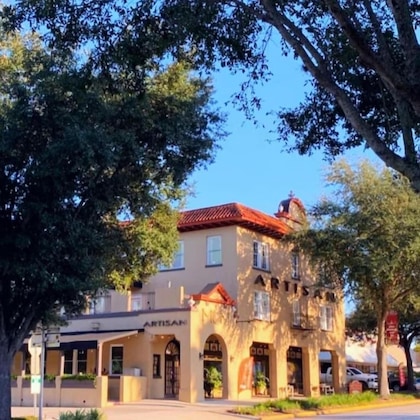 Gallery - Artisan Downtown