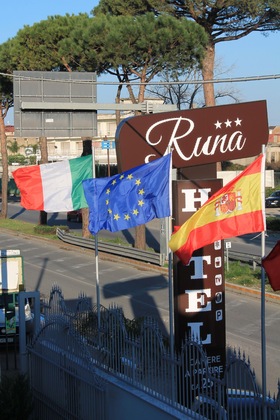 Gallery - Runa Hotel