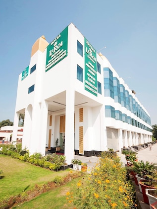 Gallery - Hotel Le Roi Haridwar @ Har Ki Pauri Road