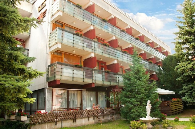 Gallery - Majerik Hotel