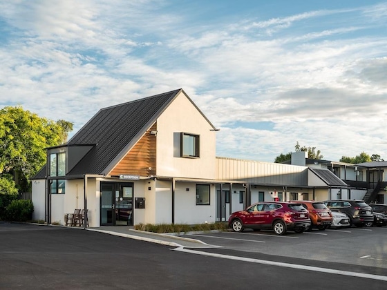 Gallery - Carnmore Hagley Park