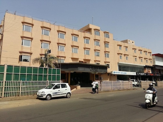 Gallery - Hotel Shelter