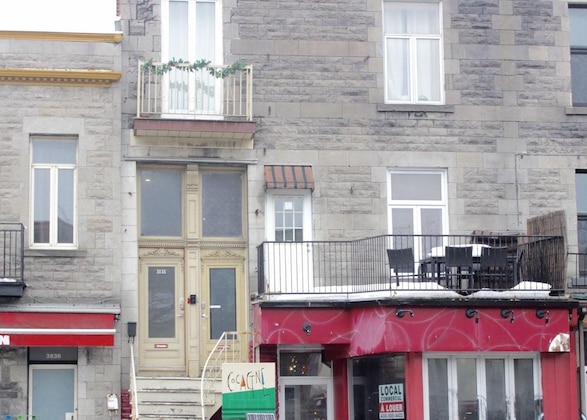 Gallery - Mtlvacationrentals - The City Chalet
