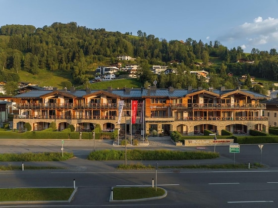 Gallery - Avenida Mountain Lodges