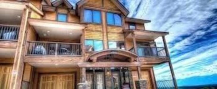 Gallery - Timber Stone Lodge by RMA