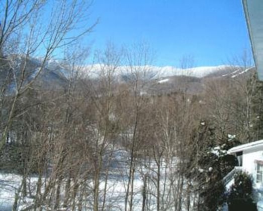 Gallery - Sugartree Inn