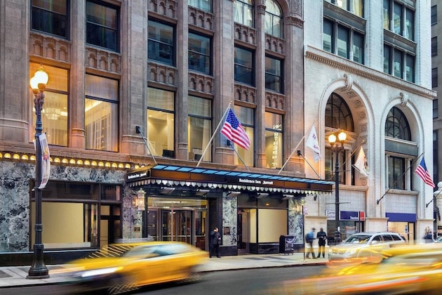 Gallery - Residence Inn Chicago Downtown Loop