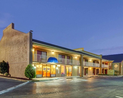 Gallery - Rodeway Inn Norcross