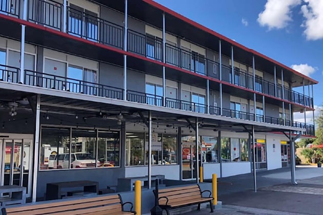 Gallery - Travelodge By Wyndham Orlando   Heart of International Drive