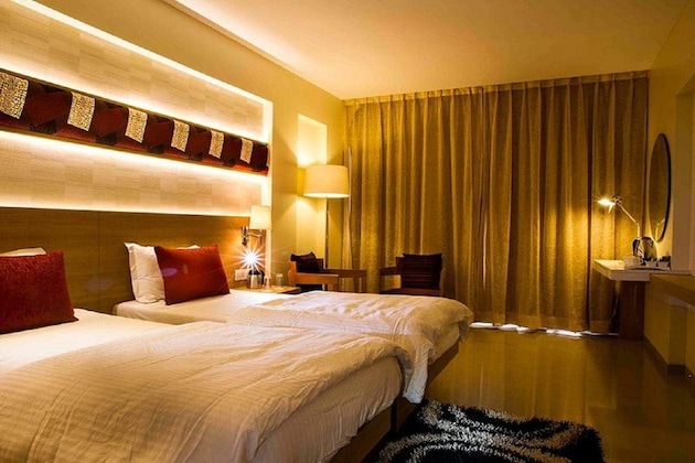 Gallery - The Ssk Solitaire Hotel & Banquets