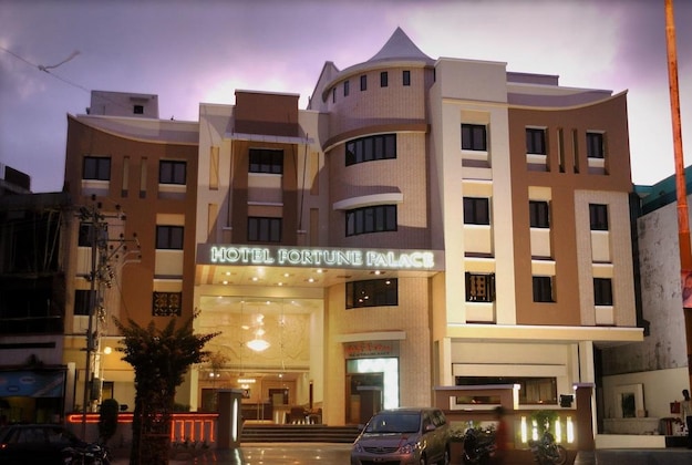 Gallery - Lemon Tree Hotel Jamnagar