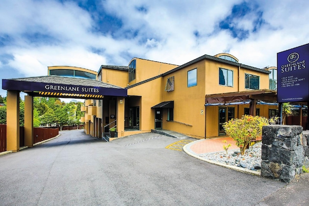 Gallery - Greenlane Suites
