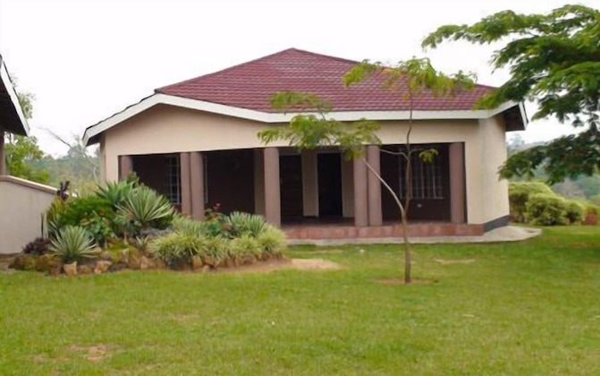 Gallery - Palm Valley Lodge