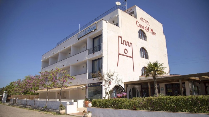 Gallery - Casa Del Mar Hotel