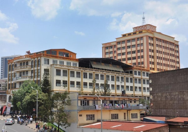 Gallery - 2000 Hotel Downtown Kigali