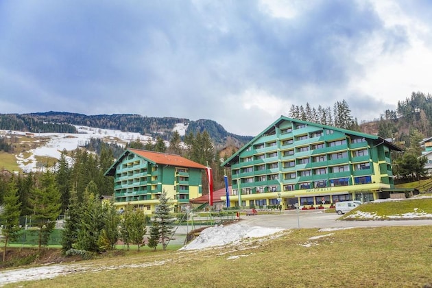 Gallery - Alpine Club Hotel