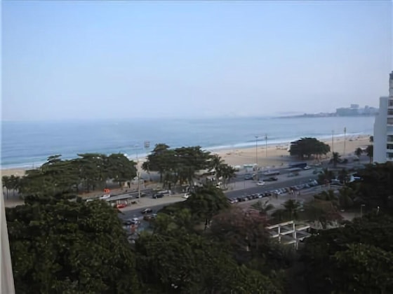 Gallery - Copacabana 1007