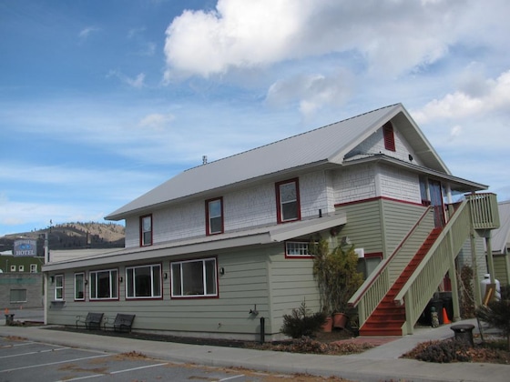 Gallery - Riverwalk Inn