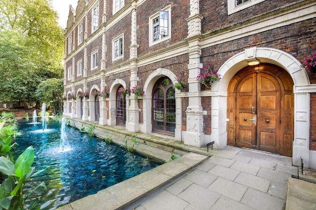 Gallery - Safestay London Holland Park
