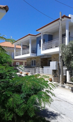 Gallery - Sunrise Hotel (Amouliani Island)