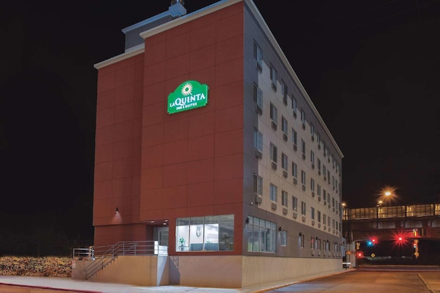 Gallery - La Quinta Inn & Suites Far Rockaway - Jfk Airport