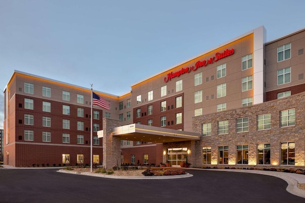 Gallery - Hampton Inn & Suites Rosemont Chicago O’Hare