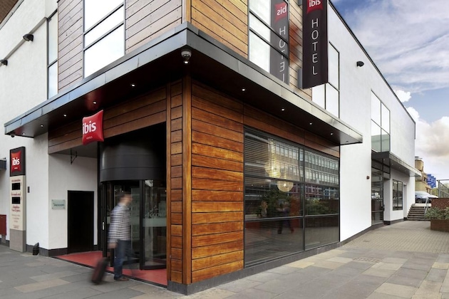 Gallery - ibis Stevenage Centre