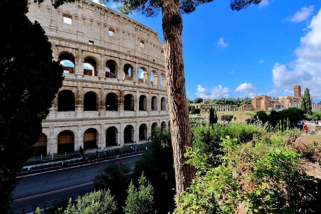 Gallery - Top Floor Colosseo