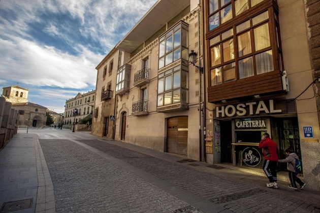 Gallery - Hostal Caballeros