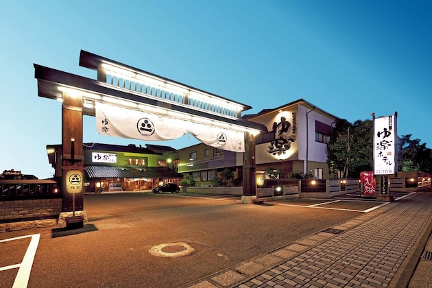 Gallery - Yuraku Hotel