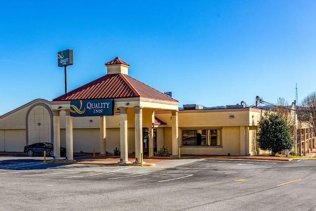 Gallery - Quality Inn Newport