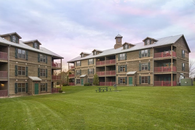 Gallery - Holiday Inn Club Vacations Fox River Resort At Sheridan By Ihg