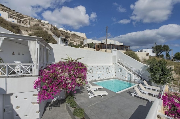 Gallery - White Cave Private Villa