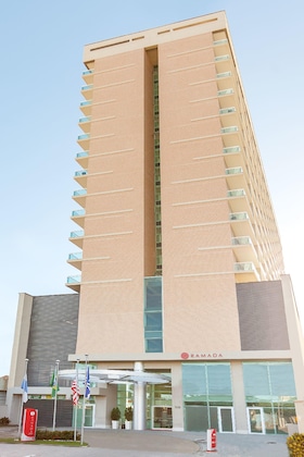 Gallery - Ramada By Wyndham Macae Hotel & Suites