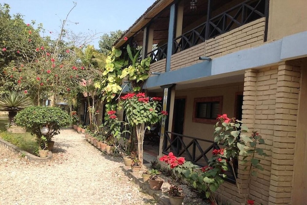 Gallery - Chitwan Tiger Camp