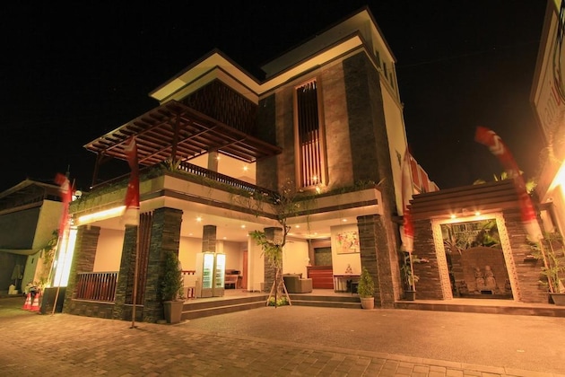 Gallery - Kamini Legian Hotel