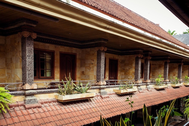 Gallery - Segara Sadhu Inn Kuta By Ecommerceloka