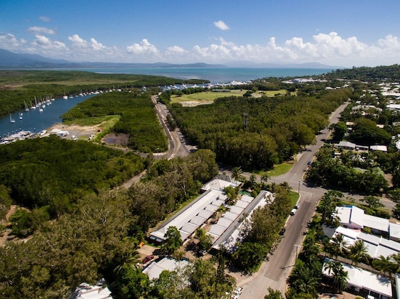 Gallery - Coral Beach Lodge