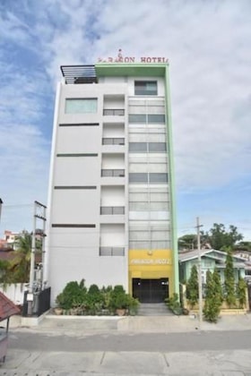 Gallery - Paragon Hotel