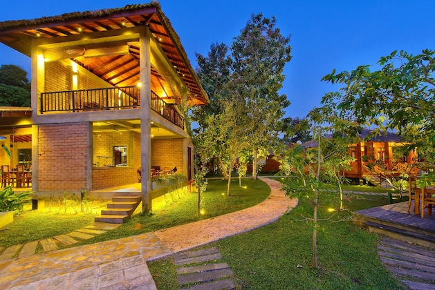 Gallery - Karunakarala Ayurveda Resort